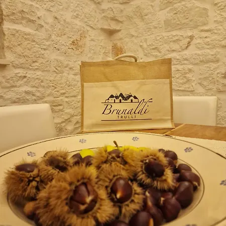 Brunaldi Trulli Pool Villa Martina Franca