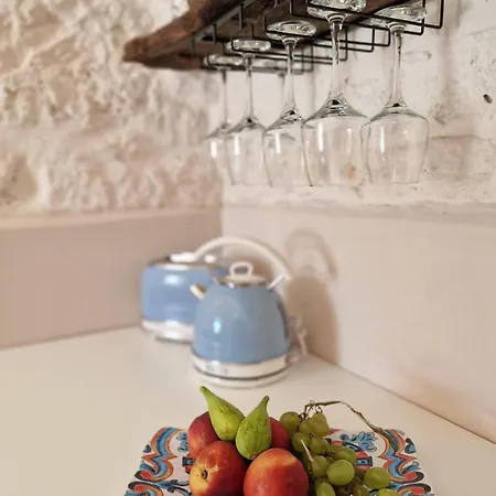 Brunaldi Trulli Pool Villa