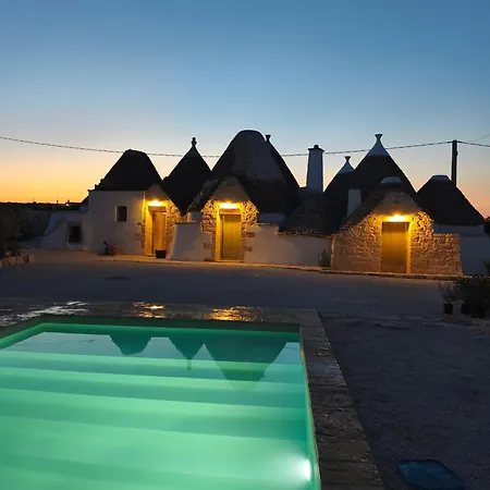 Brunaldi Trulli Pool Villa Martina Franca