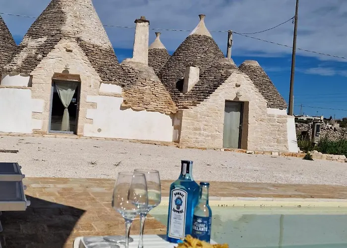 Villa Brunaldi Trulli Pool *